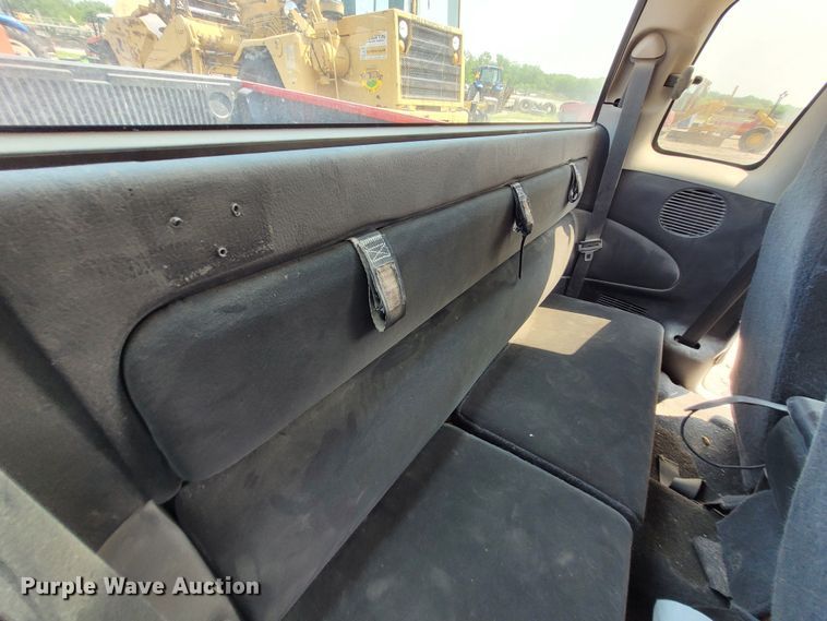 image for item DK1862 2004 Dodge Dakota  Club Cab pickup truck