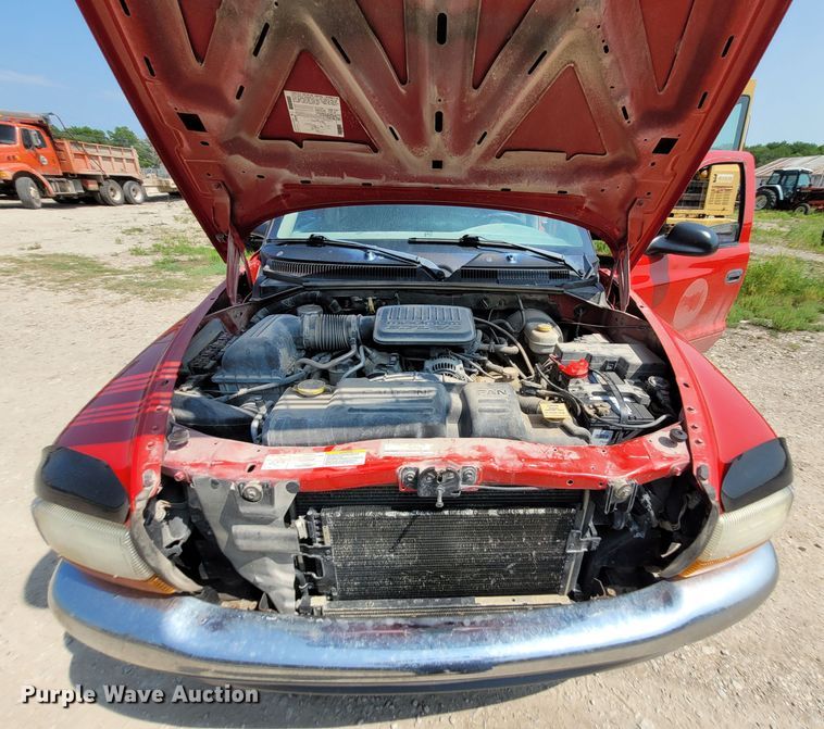 image for item DK1862 2004 Dodge Dakota  Club Cab pickup truck