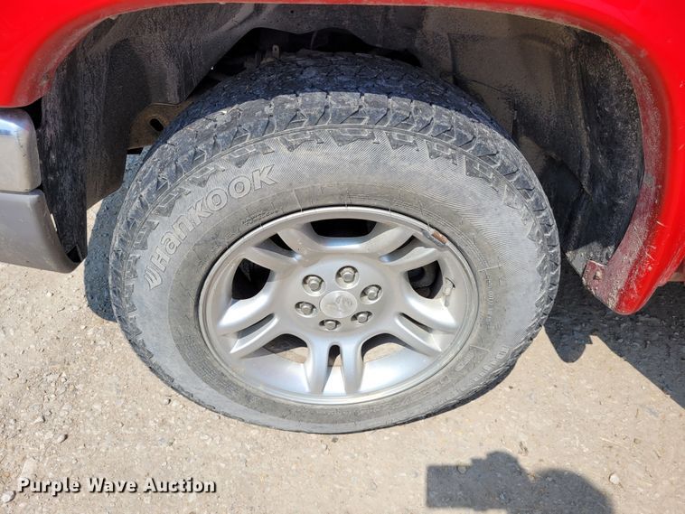 image for item DK1862 2004 Dodge Dakota  Club Cab pickup truck