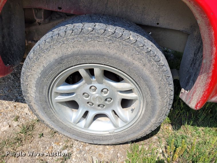 image for item DK1862 2004 Dodge Dakota  Club Cab pickup truck