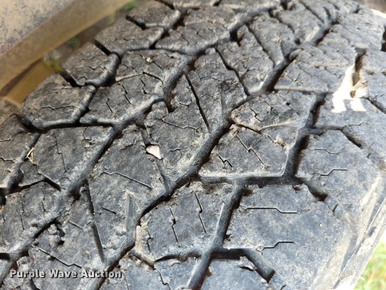 image for item DK1862 2004 Dodge Dakota  Club Cab pickup truck