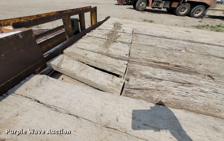 image for item DK1863 1993 CZ Engineering CZ24KT  equipment trailer