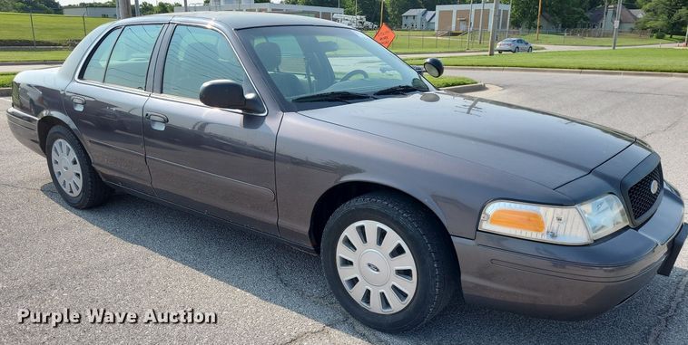 image for item DK1876 2008 Ford Crown Victoria Police Interceptor