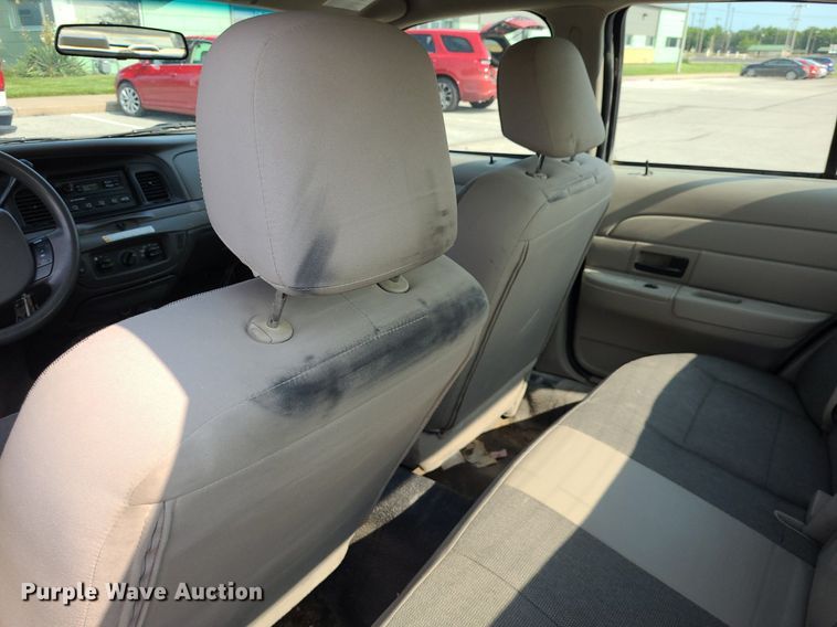 image for item DK1876 2008 Ford Crown Victoria Police Interceptor