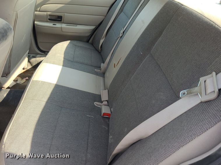 image for item DK1876 2008 Ford Crown Victoria Police Interceptor