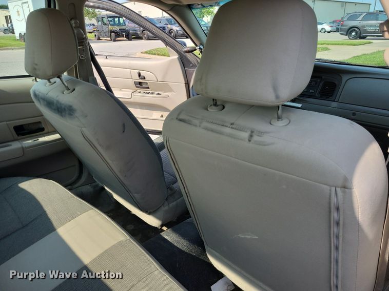 image for item DK1876 2008 Ford Crown Victoria Police Interceptor