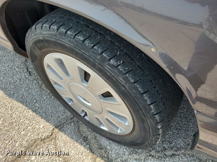 image for item DK1876 2008 Ford Crown Victoria Police Interceptor