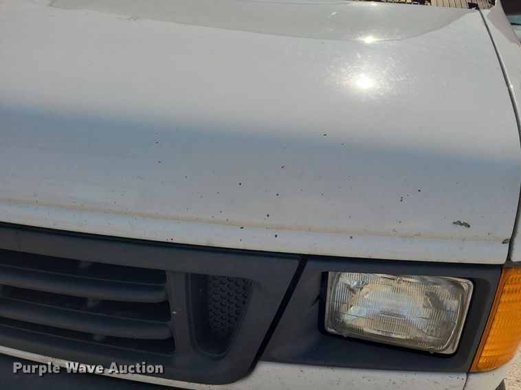 image for item DK1877 2004 Ford E250  prisoner transport van