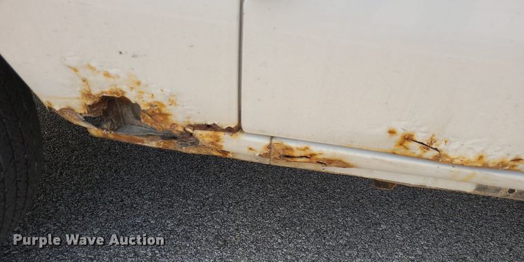 image for item DK1877 2004 Ford E250  prisoner transport van