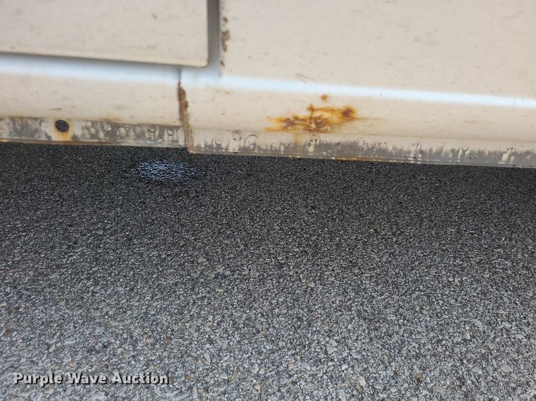 image for item DK1877 2004 Ford E250  prisoner transport van