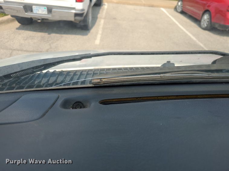 image for item DK1877 2004 Ford E250  prisoner transport van