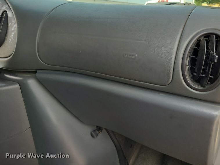 image for item DK1877 2004 Ford E250  prisoner transport van