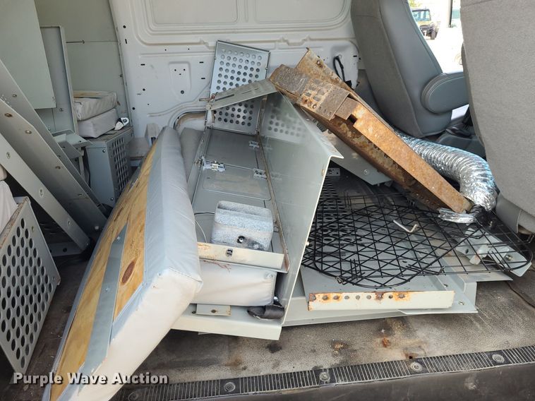 image for item DK1877 2004 Ford E250  prisoner transport van