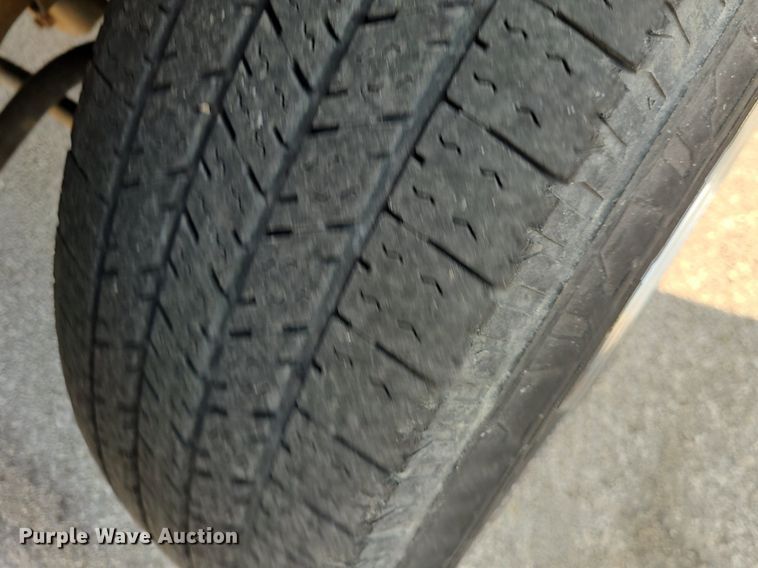 image for item DK1877 2004 Ford E250  prisoner transport van