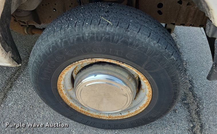 image for item DK1877 2004 Ford E250  prisoner transport van