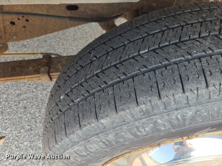 image for item DK1877 2004 Ford E250  prisoner transport van