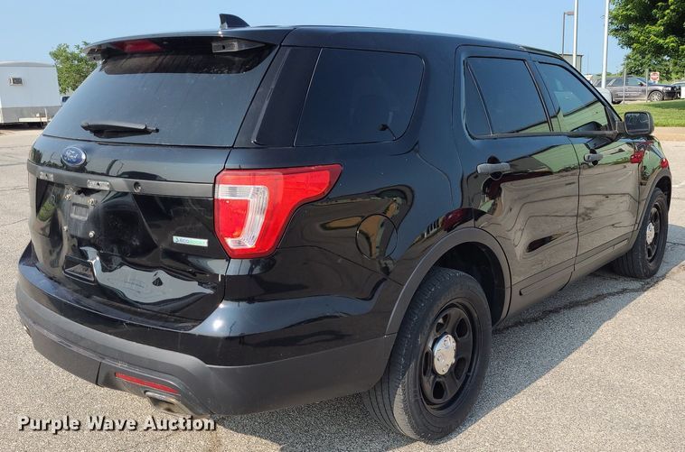 image for item DK1878 2016 Ford Explorer Police Interceptor  SUV