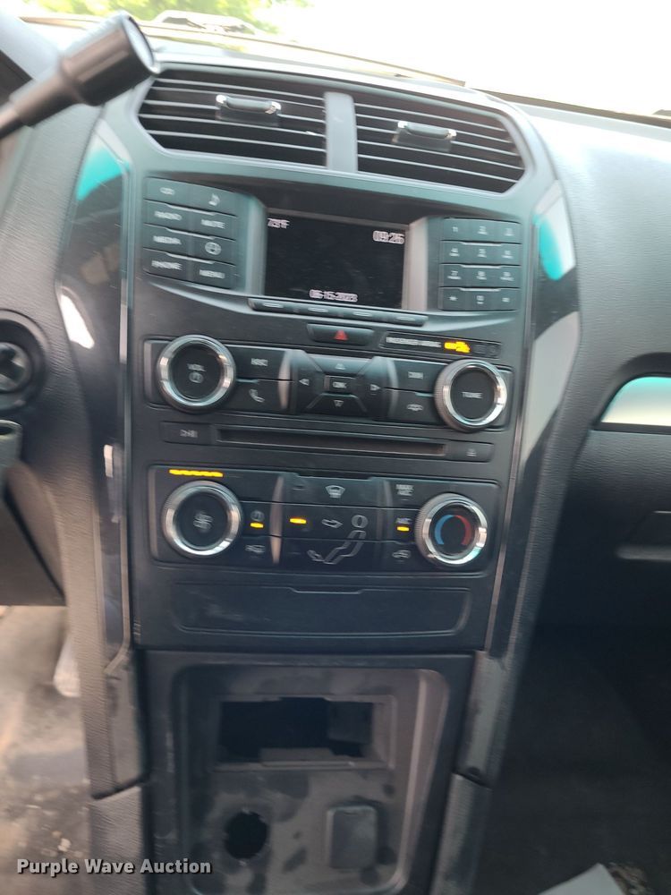 image for item DK1878 2016 Ford Explorer Police Interceptor  SUV