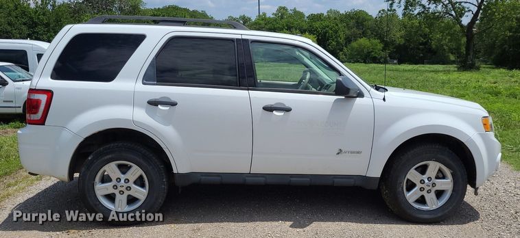 image for item DK1880 2011 Ford Escape Hybrid  SUV