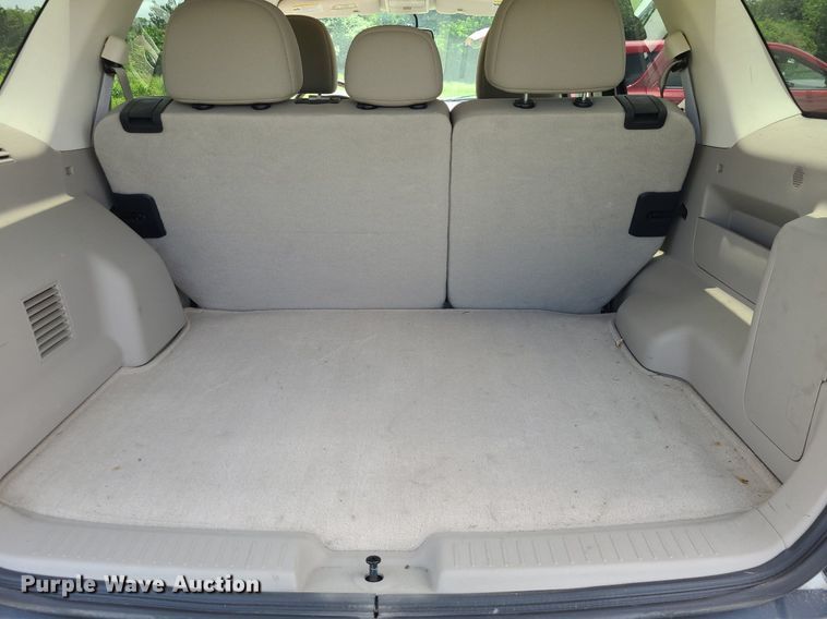 image for item DK1880 2011 Ford Escape Hybrid  SUV