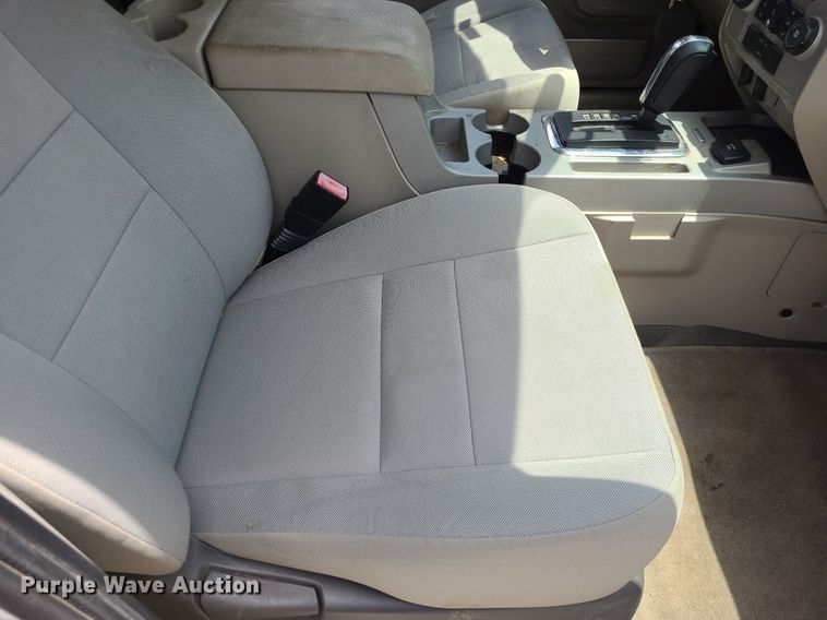 image for item DK1880 2011 Ford Escape Hybrid  SUV