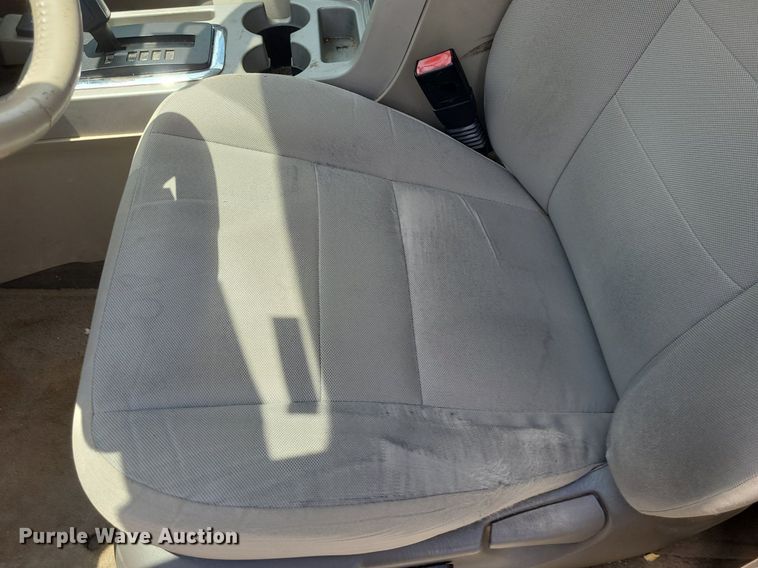 image for item DK1880 2011 Ford Escape Hybrid  SUV