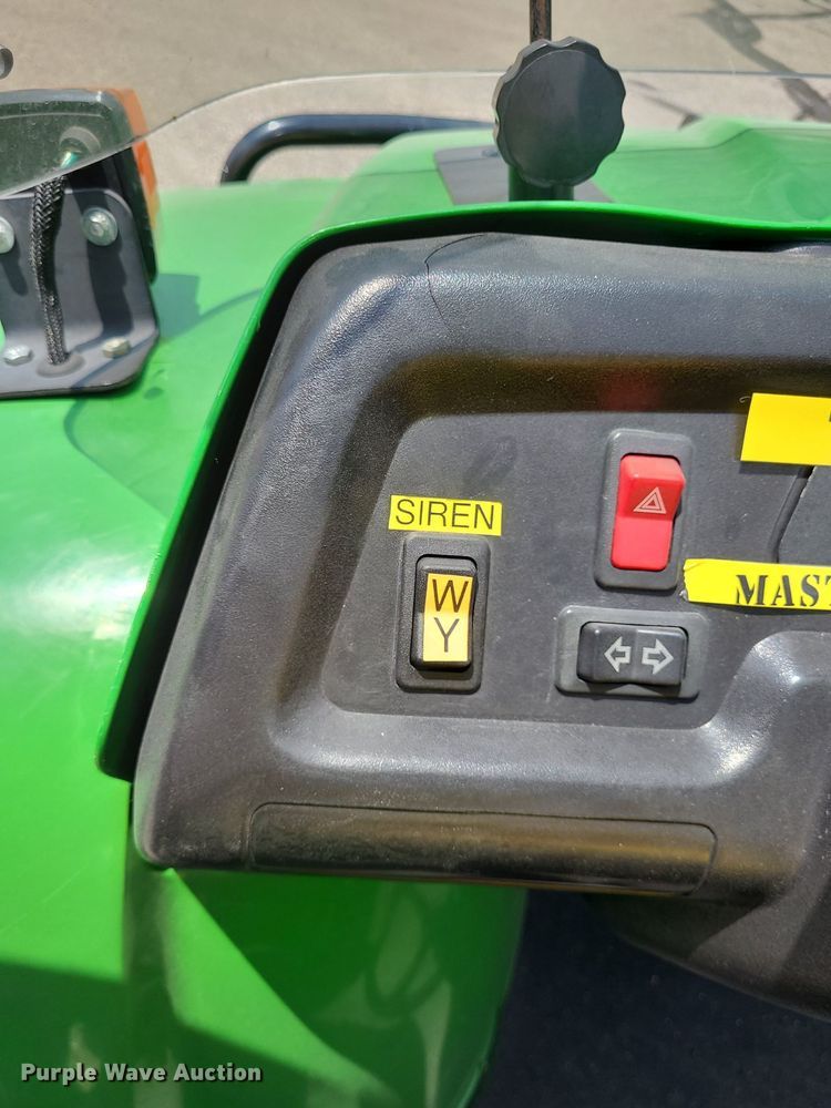 image for item DK1886 2001 John Deere Gator  utility vehicle