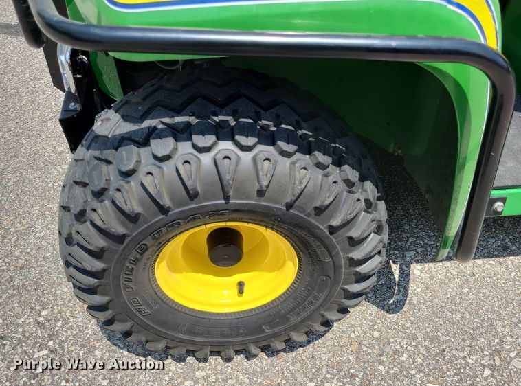 image for item DK1886 2001 John Deere Gator  utility vehicle