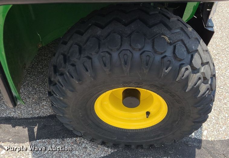 image for item DK1886 2001 John Deere Gator  utility vehicle