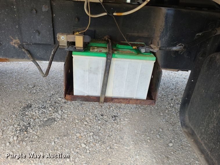 image for item DK1888 1990 Ford F800  sewer jetter truck