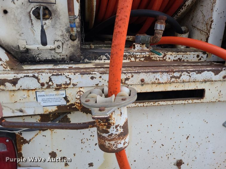 image for item DK1888 1990 Ford F800  sewer jetter truck