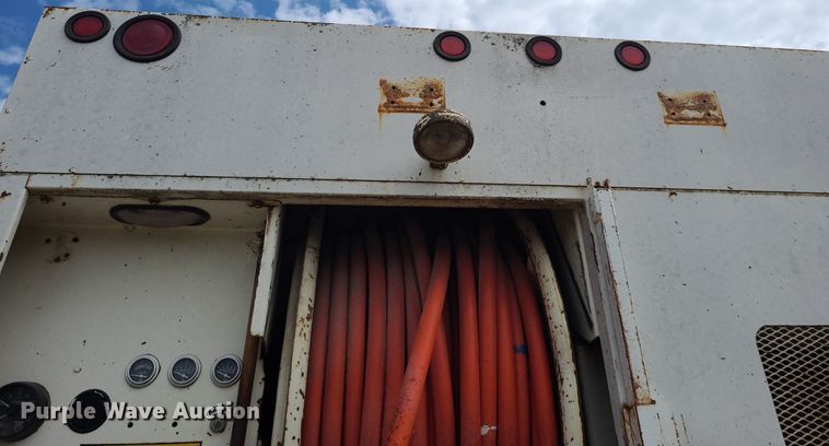 image for item DK1888 1990 Ford F800  sewer jetter truck