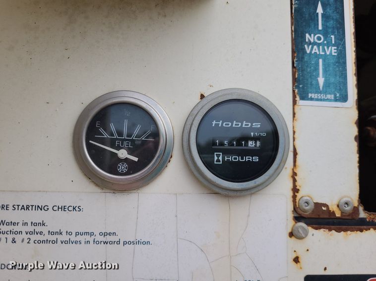 image for item DK1888 1990 Ford F800  sewer jetter truck