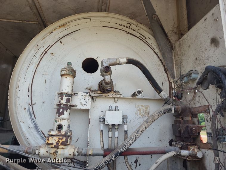 image for item DK1888 1990 Ford F800  sewer jetter truck