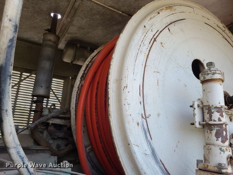 image for item DK1888 1990 Ford F800  sewer jetter truck