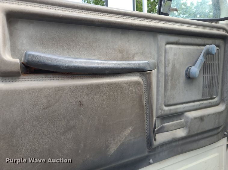 image for item DK1888 1990 Ford F800  sewer jetter truck