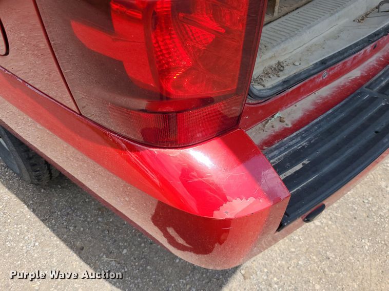 image for item DK1931 2008 Chevrolet Suburban 2500 LS  SUV