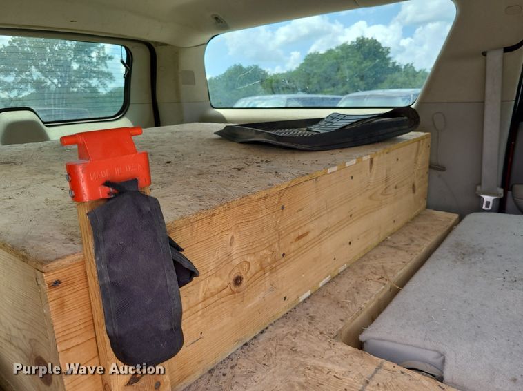 image for item DK1931 2008 Chevrolet Suburban 2500 LS  SUV