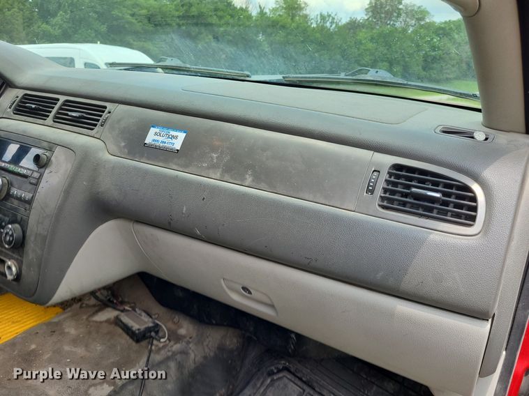 image for item DK1931 2008 Chevrolet Suburban 2500 LS  SUV