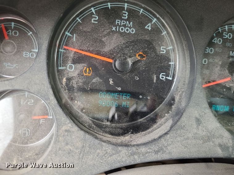 image for item DK1931 2008 Chevrolet Suburban 2500 LS  SUV