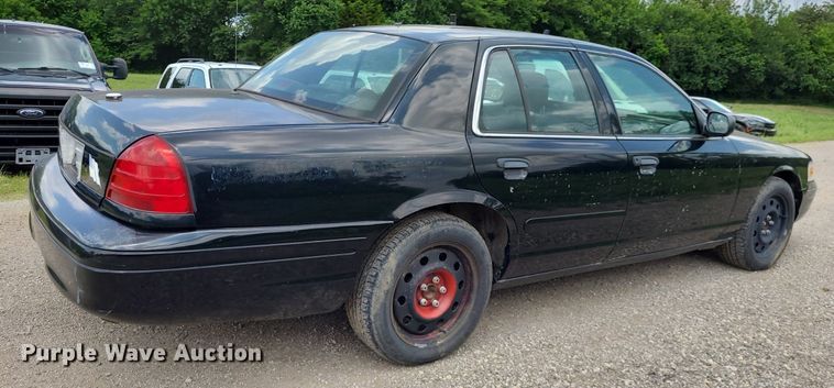 image for item DK1932 2007 Ford Crown Victoria Police Interceptor