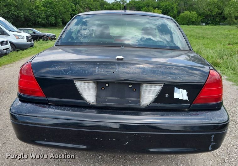 image for item DK1932 2007 Ford Crown Victoria Police Interceptor