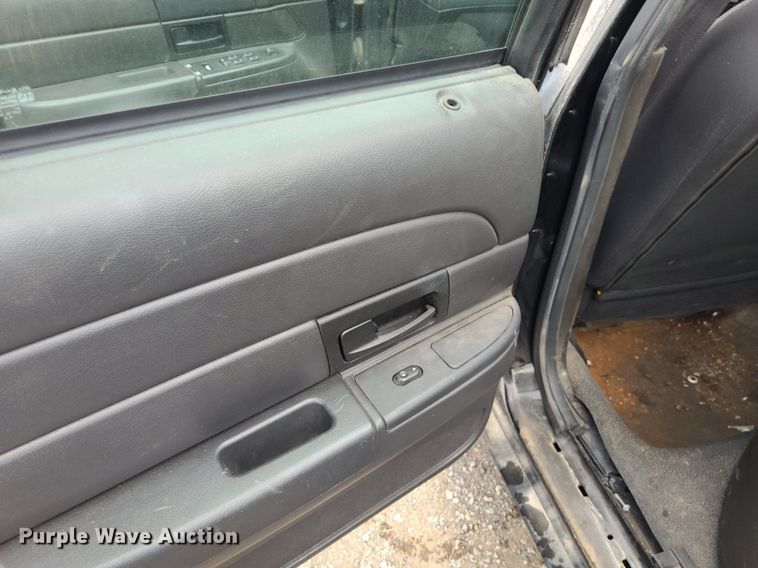 image for item DK1932 2007 Ford Crown Victoria Police Interceptor