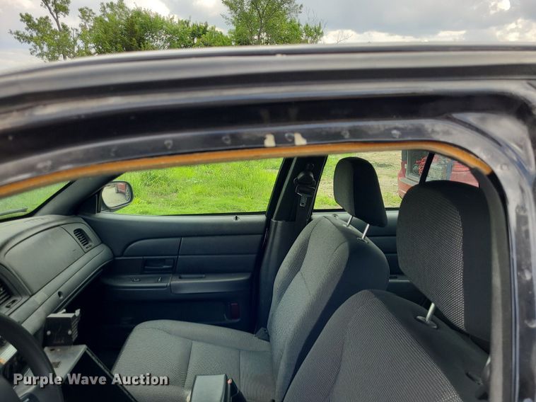 image for item DK1932 2007 Ford Crown Victoria Police Interceptor