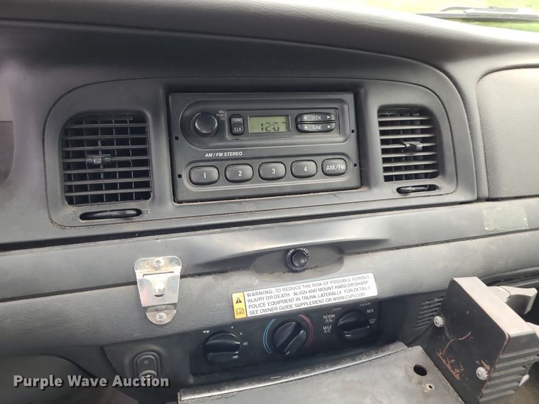 image for item DK1932 2007 Ford Crown Victoria Police Interceptor