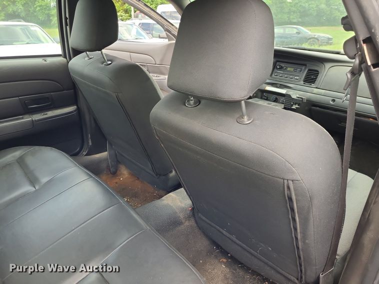 image for item DK1932 2007 Ford Crown Victoria Police Interceptor