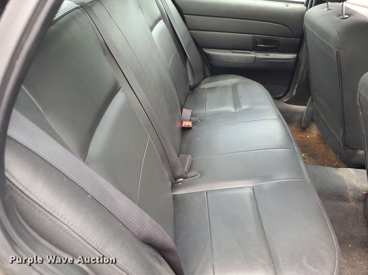 image for item DK1932 2007 Ford Crown Victoria Police Interceptor