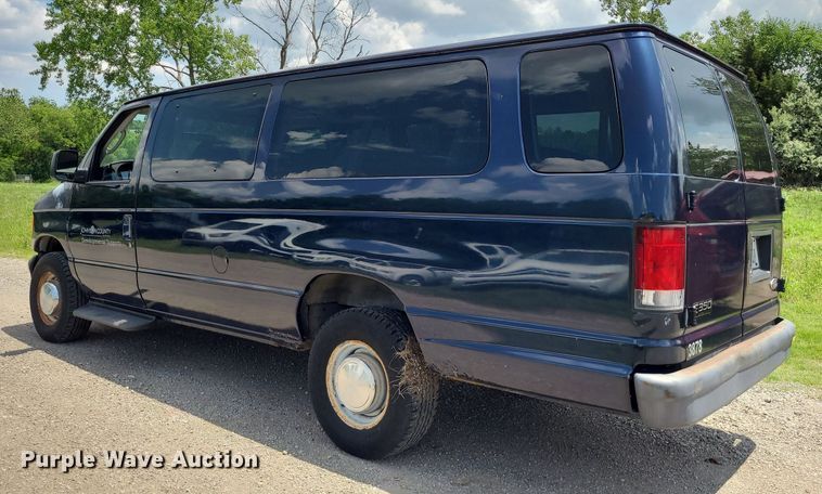 image for item DK1933 2004 Ford E350 Super Duty XL  van