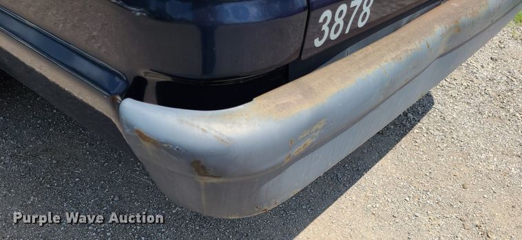 image for item DK1933 2004 Ford E350 Super Duty XL  van