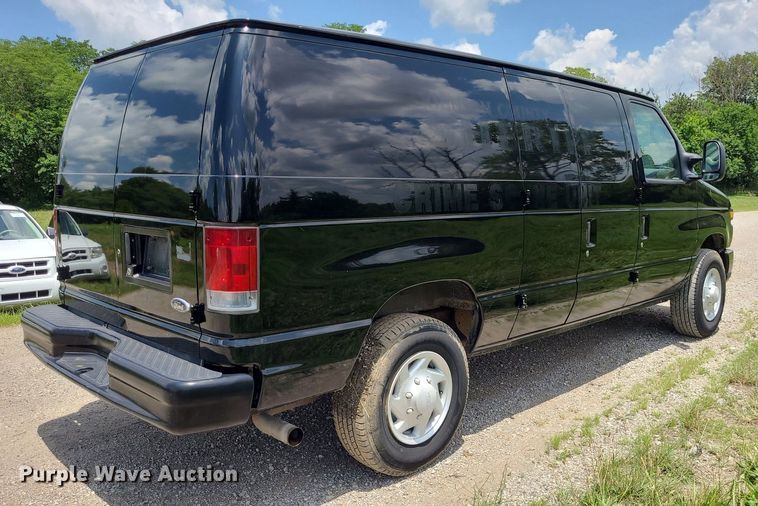 image for item DK1934 2008 Ford E350 Super Duty  van